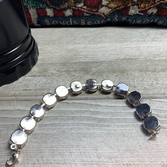 Handmade Swarovski Crystal “Scarlet” Silver Plated Bracelet - Picture 6 of 8